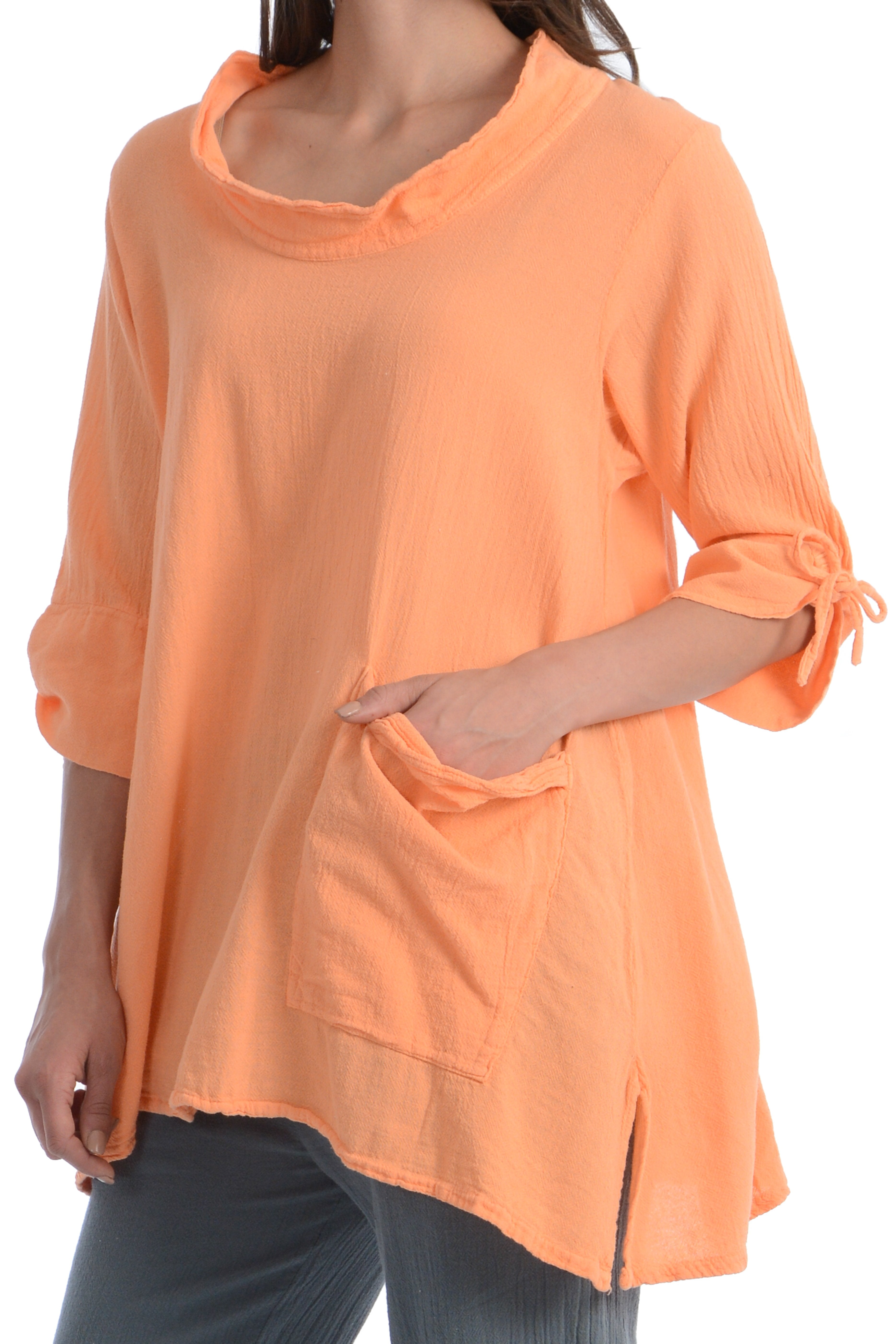 Maria de Guadalajara: Arana Blouse in Melon | KAQE