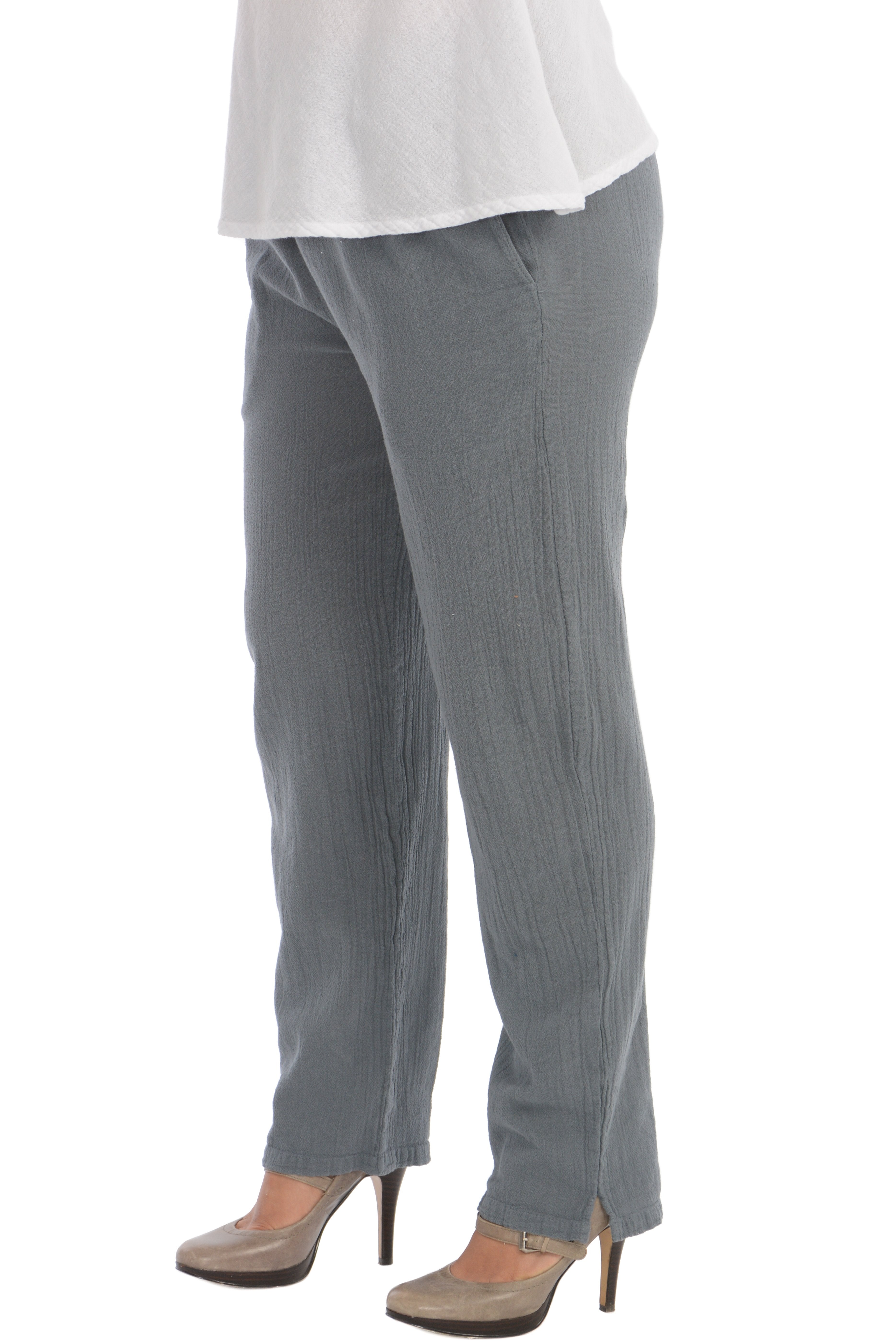 Maria de Guadalajara: Basic Pants in Gray | KAQE