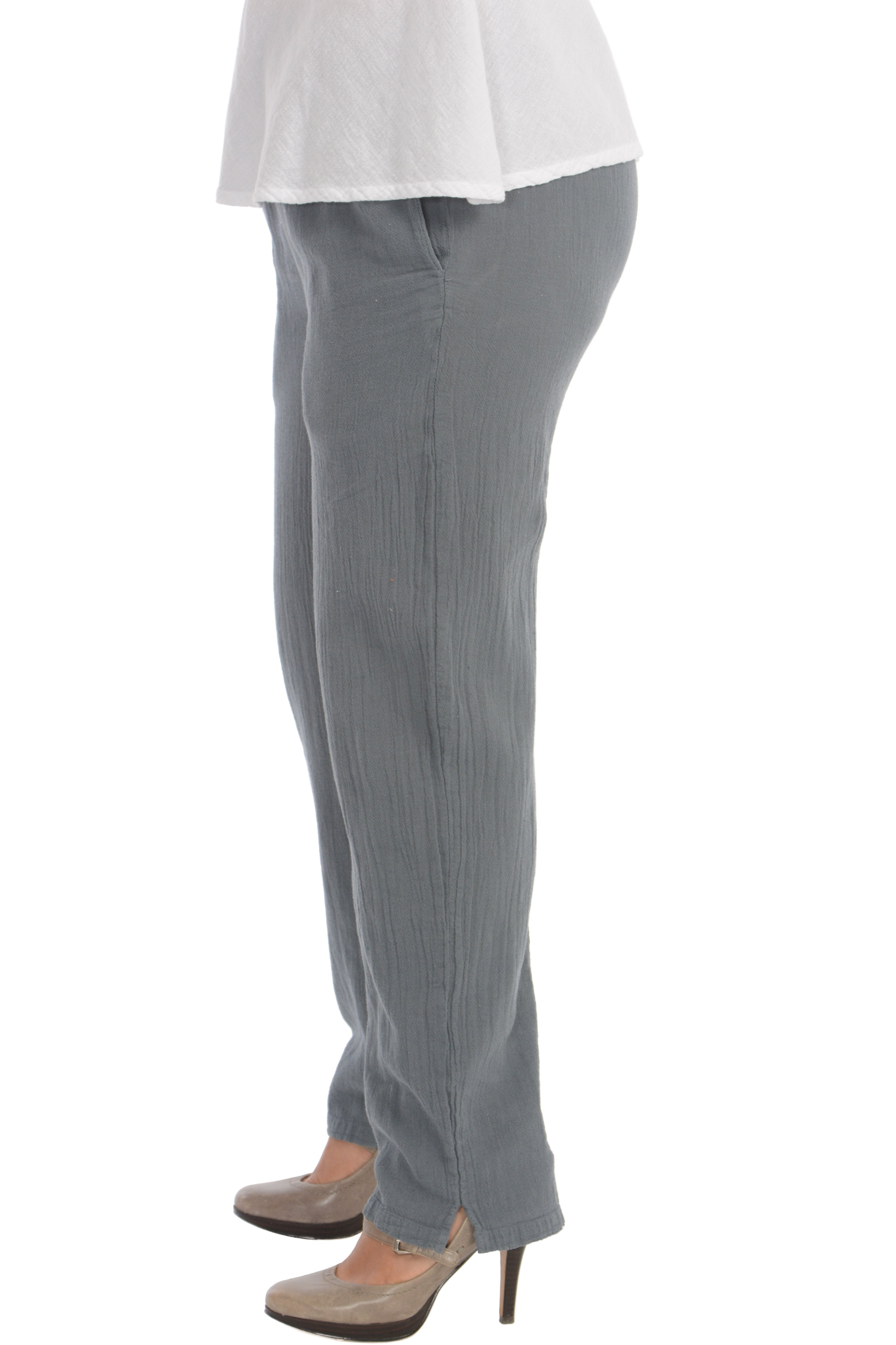 Maria de Guadalajara: Basic Pants in Gray | KAQE