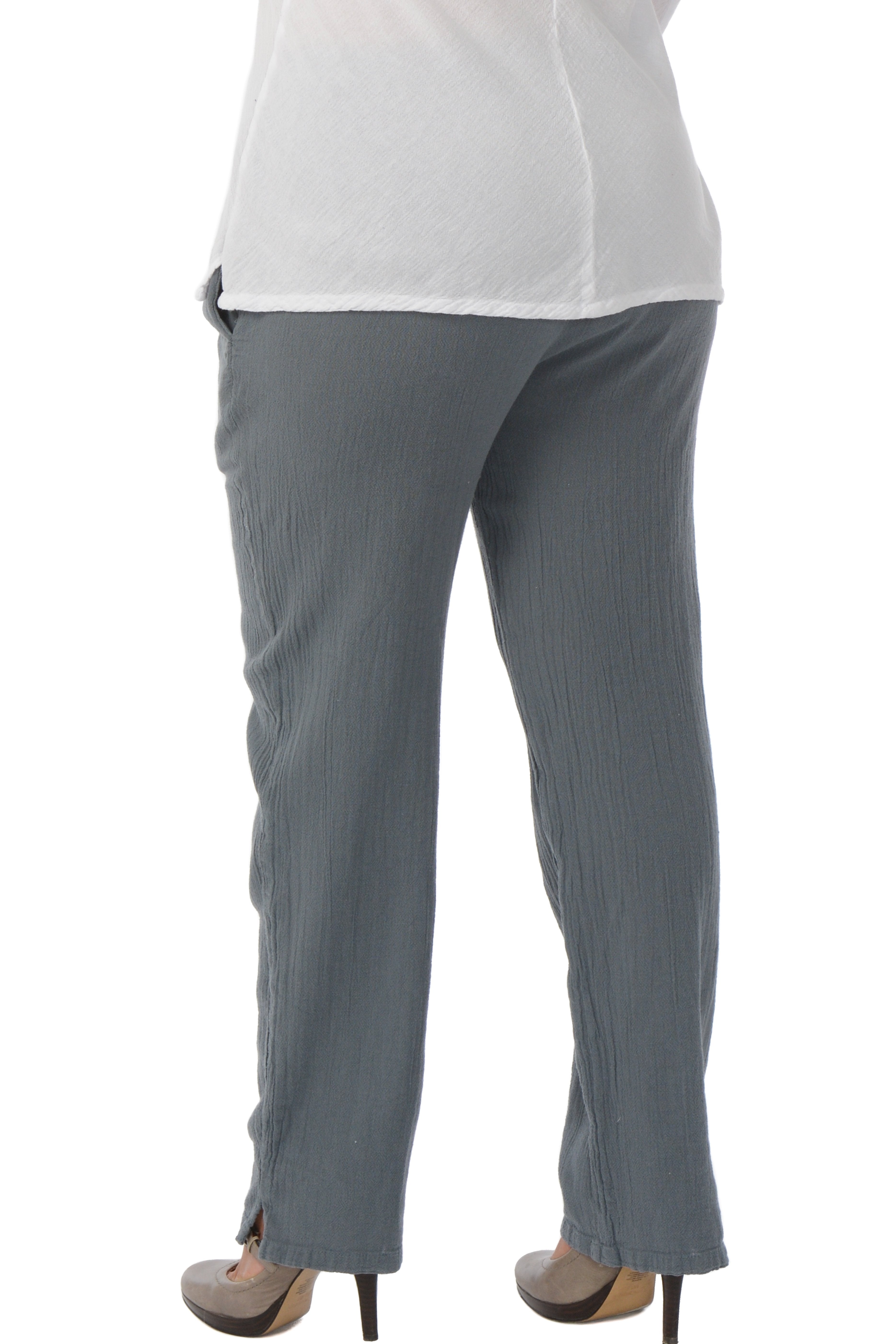 Maria de Guadalajara: Basic Pants in Gray | KAQE