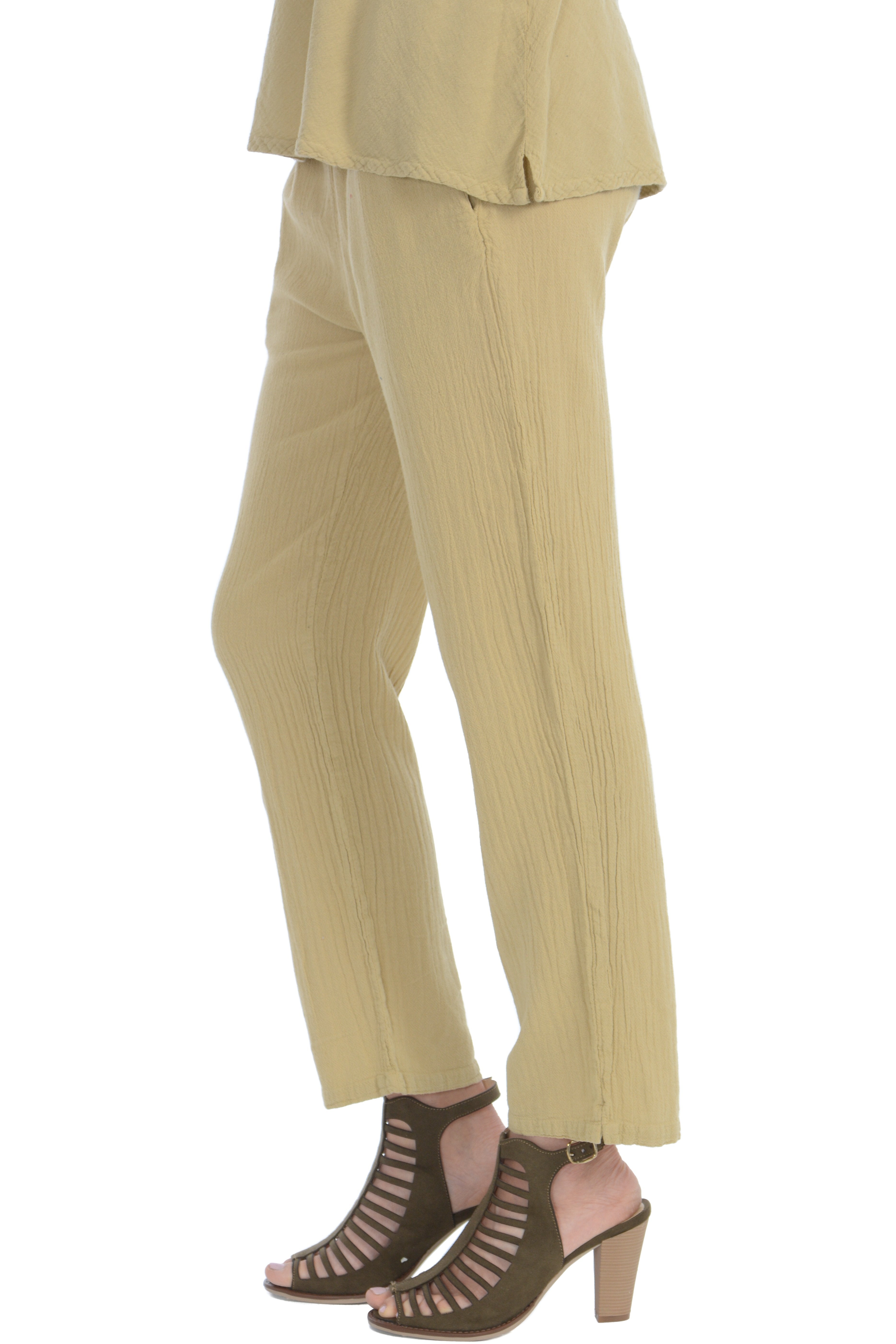 Maria de Guadalajara: Basic Pants in Light Olive | KAQE