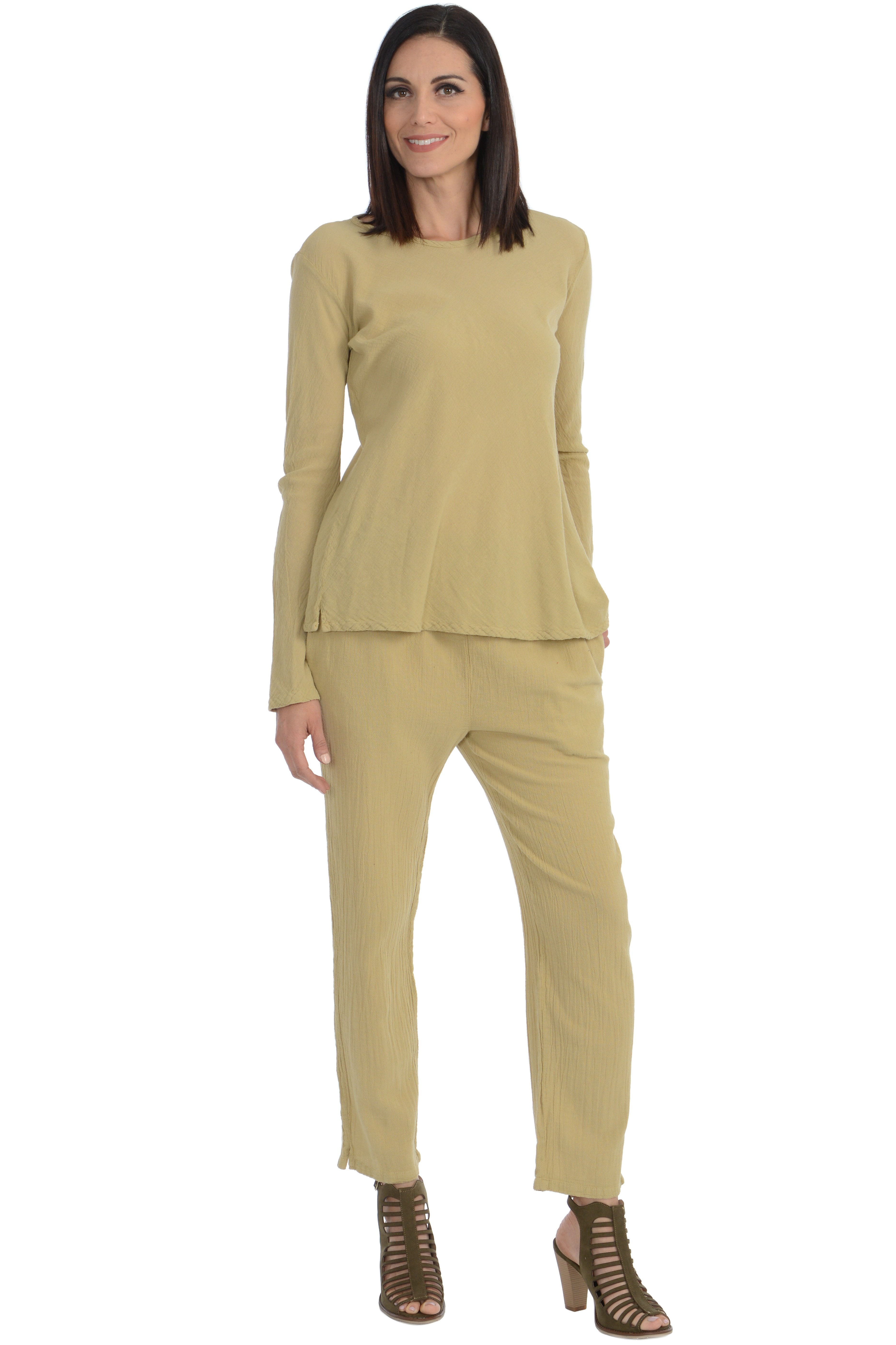 Maria de Guadalajara: Basic Pants in Light Olive | KAQE