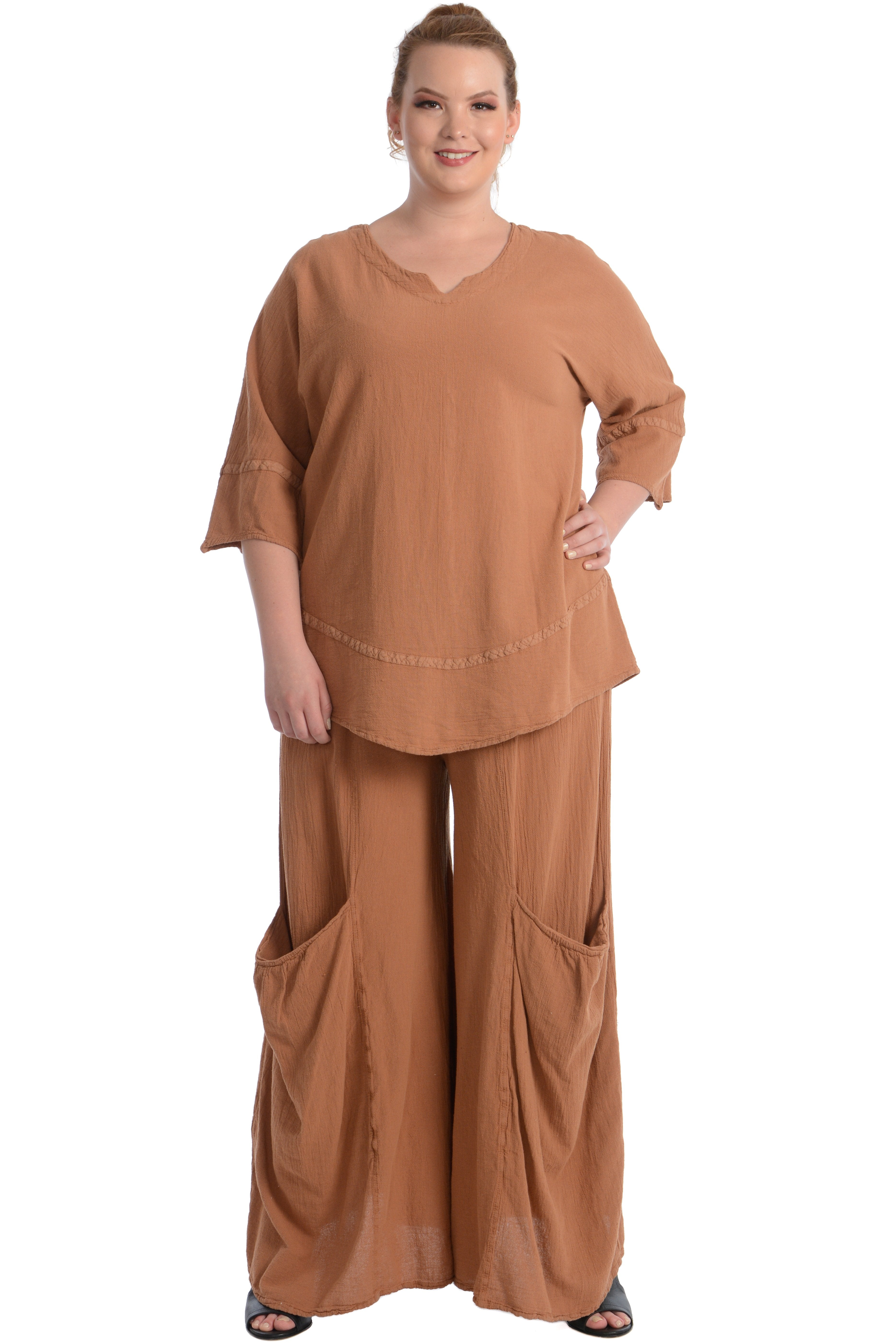 Maria de Guadalajara: Brizo Pants in Cinnamon | KAQE