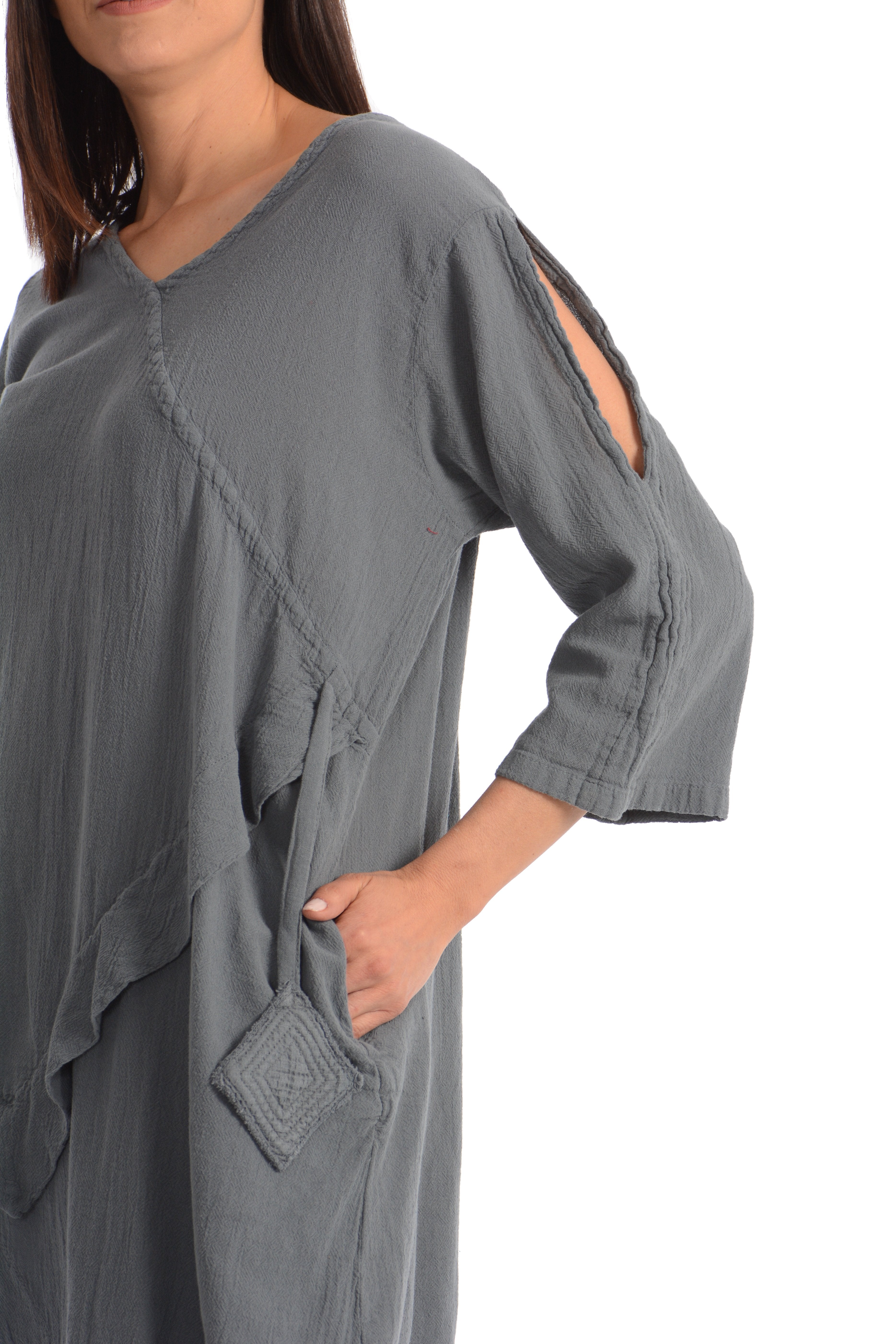 Maria de Guadalajara: Cliff Blouse in Gray | KAQE