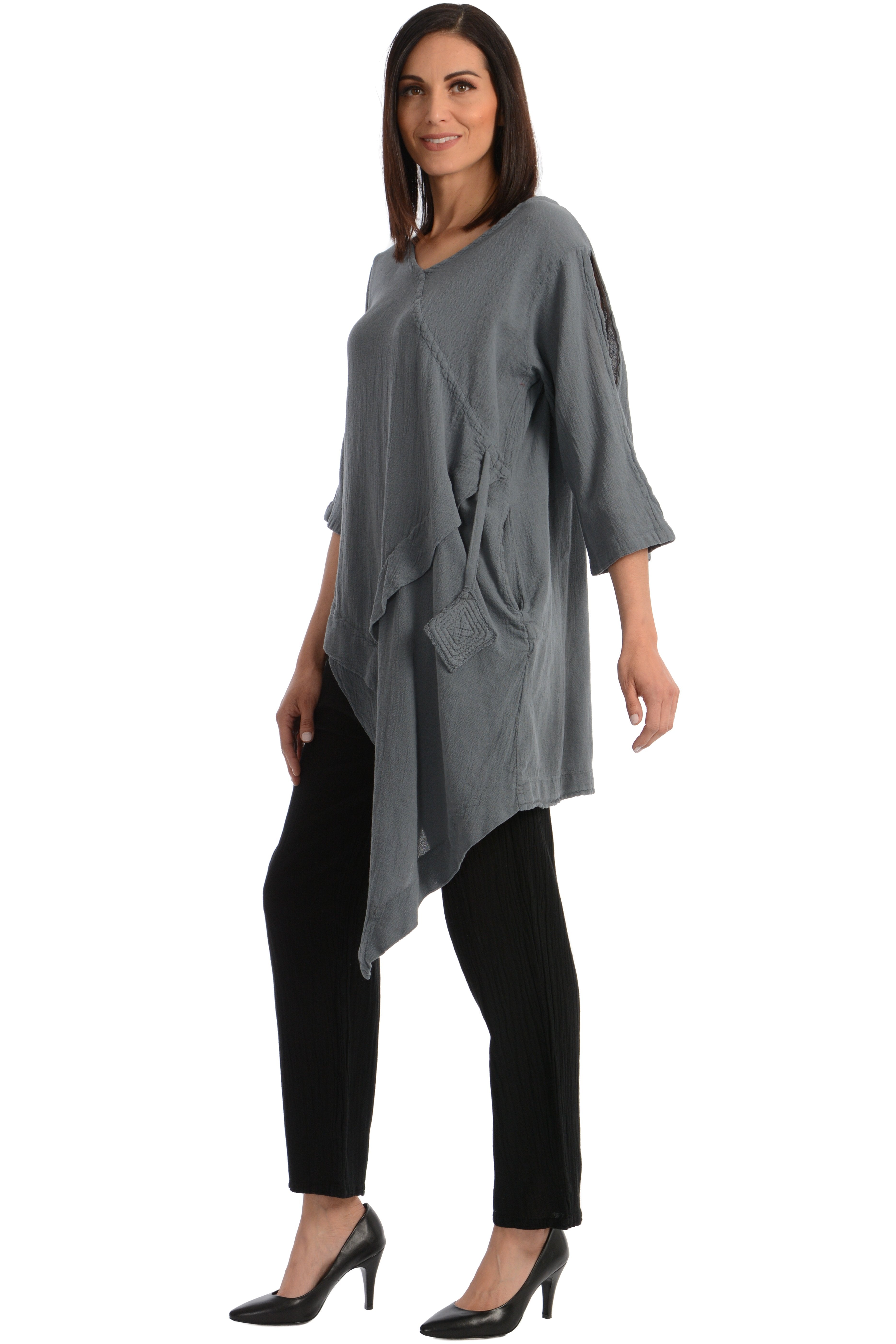 Maria de Guadalajara: Cliff Blouse in Gray | KAQE