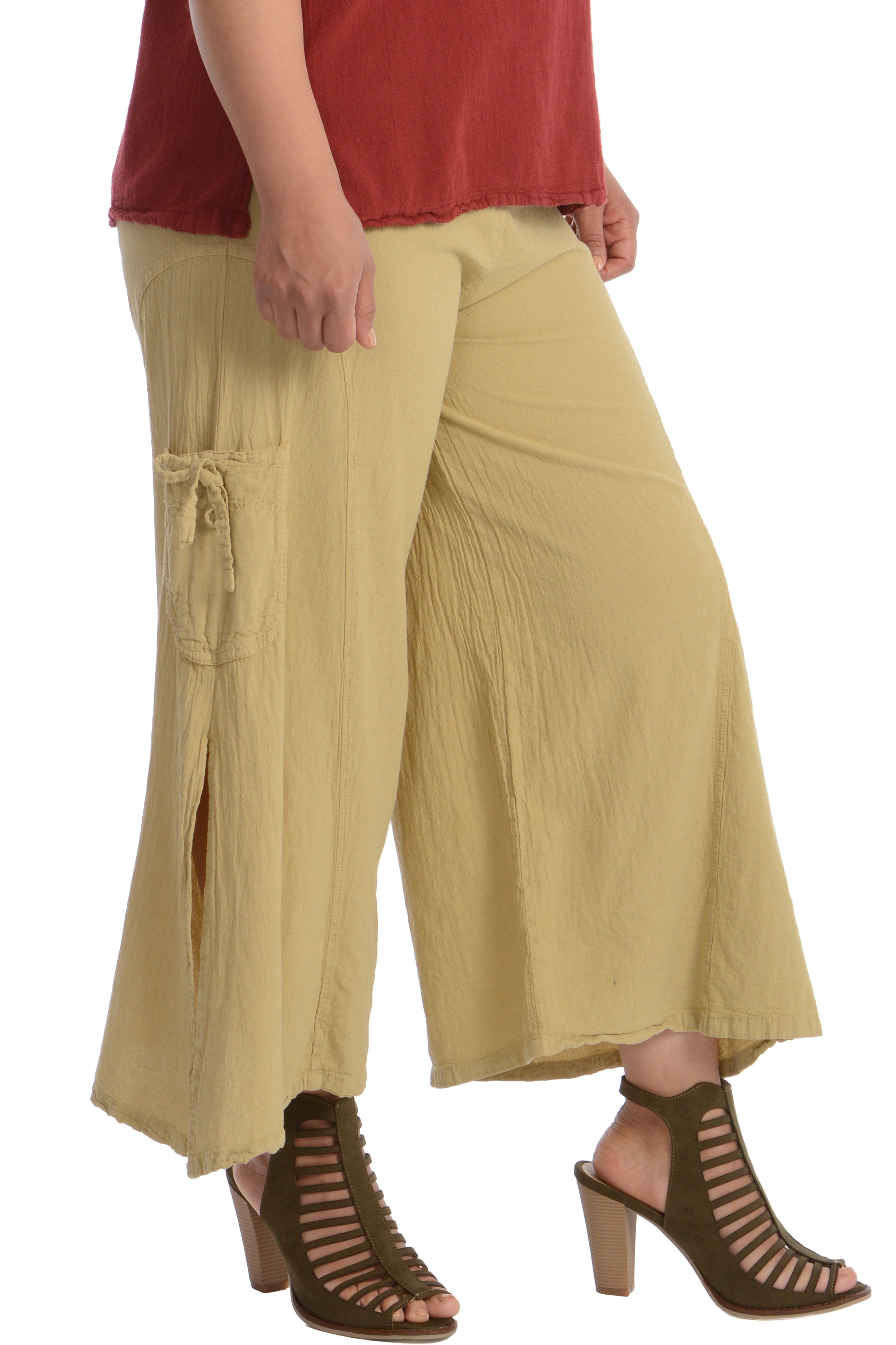 Maria de Guadalajara: Cristal Pants in Light Olive | KAQE