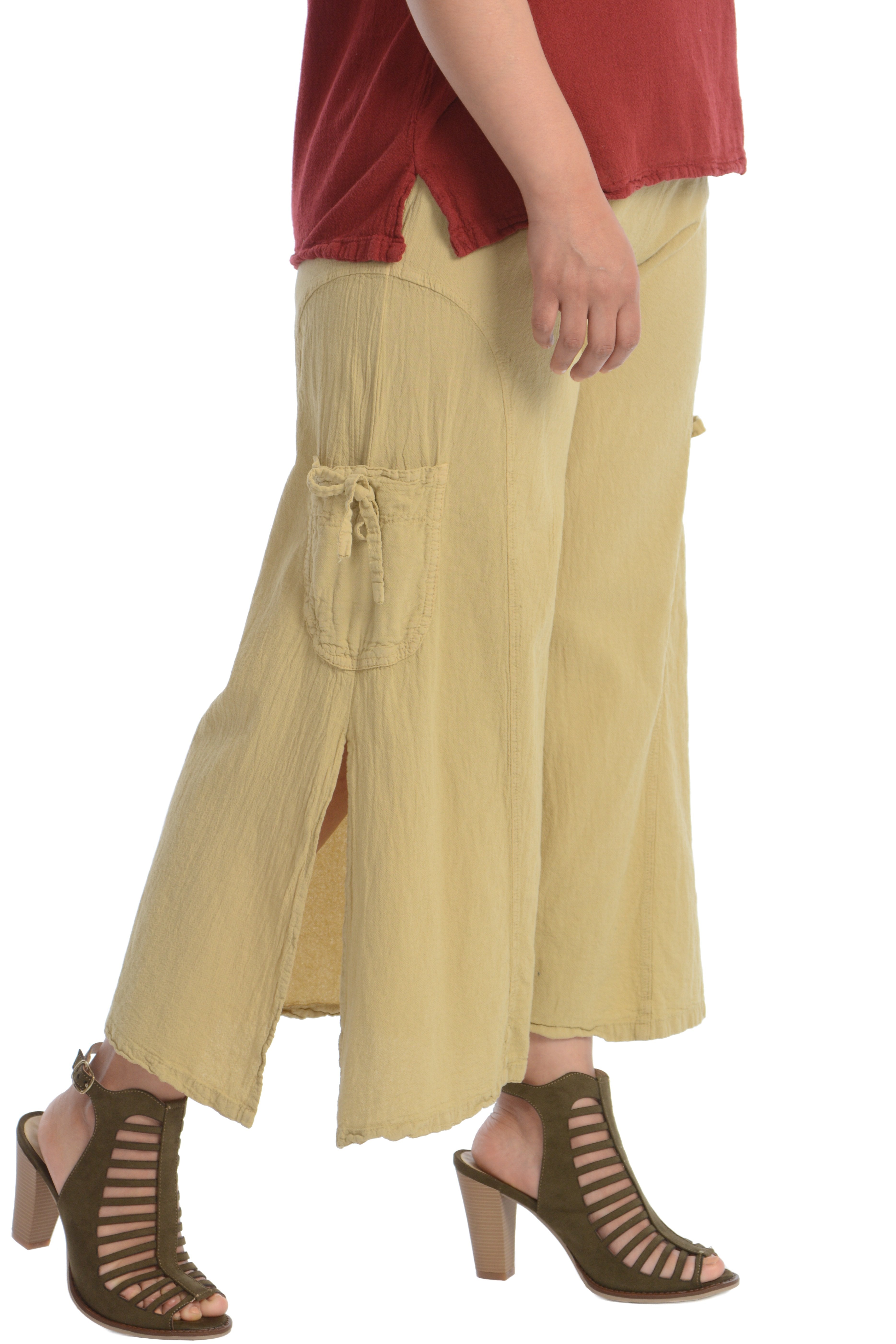 Maria de Guadalajara: Cristal Pants in Light Olive | KAQE