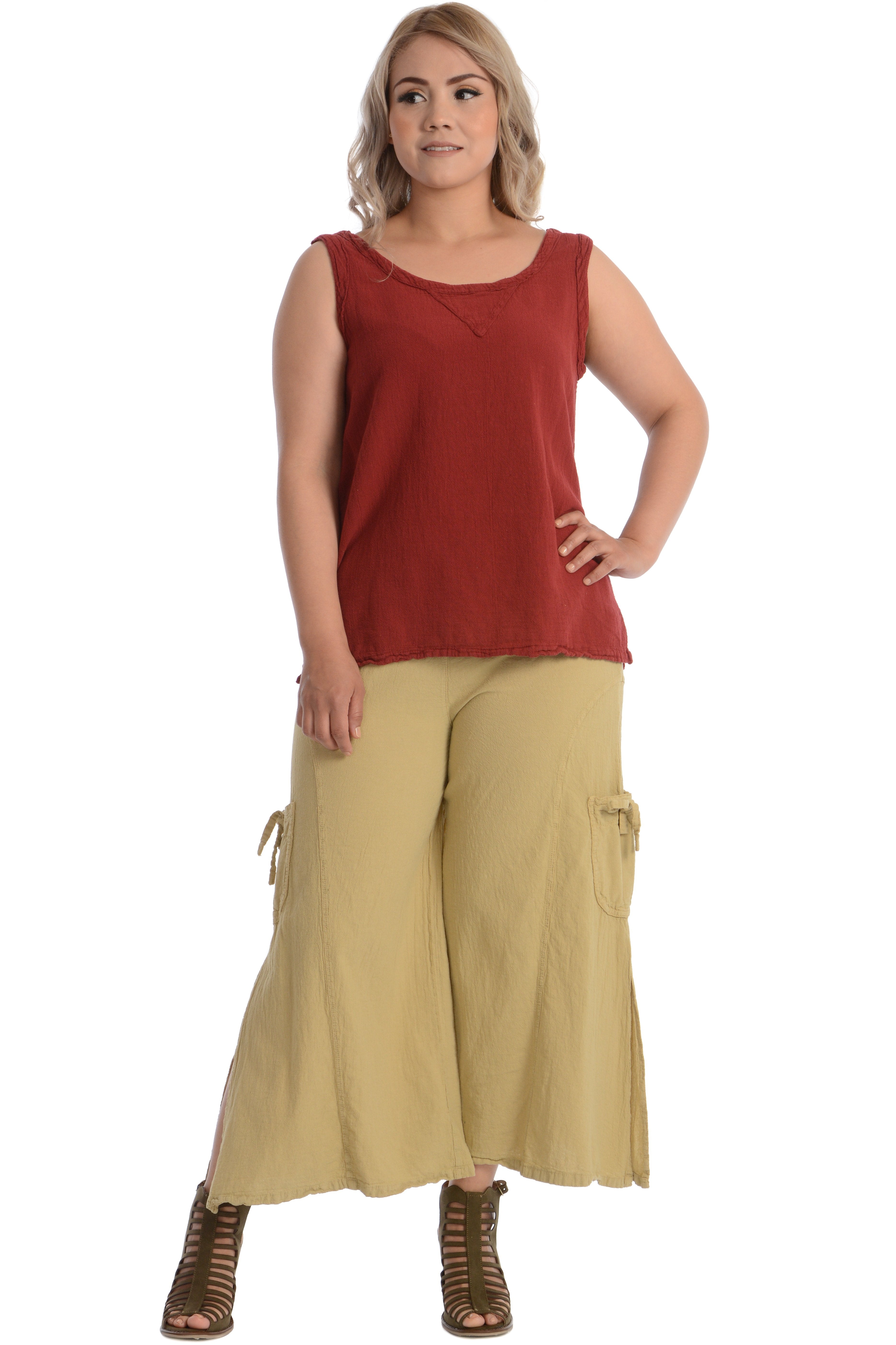 Maria de Guadalajara: Cristal Pants in Light Olive | KAQE