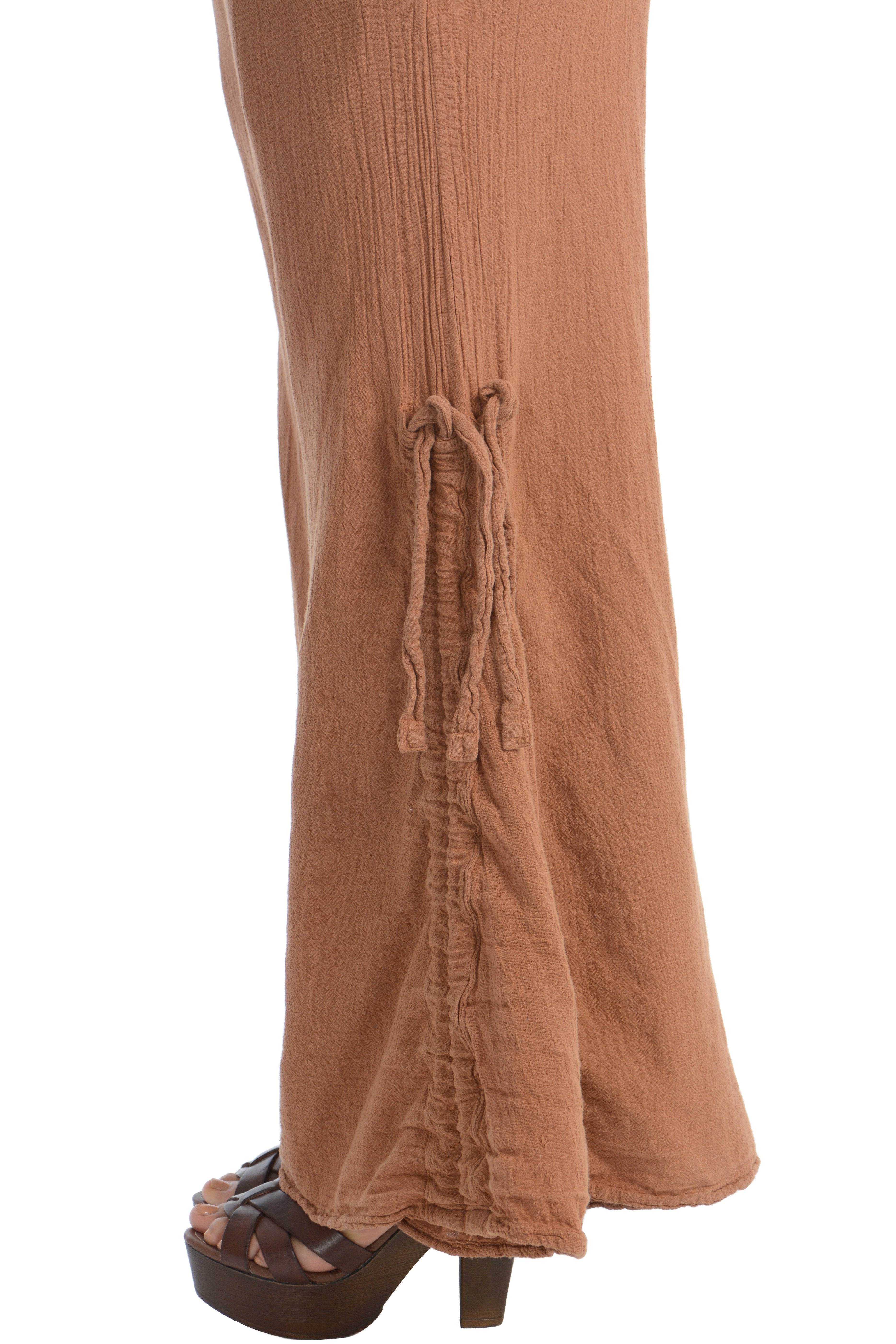 Maria de Guadalajara: Lavanda Pants in Cinnamon | KAQE