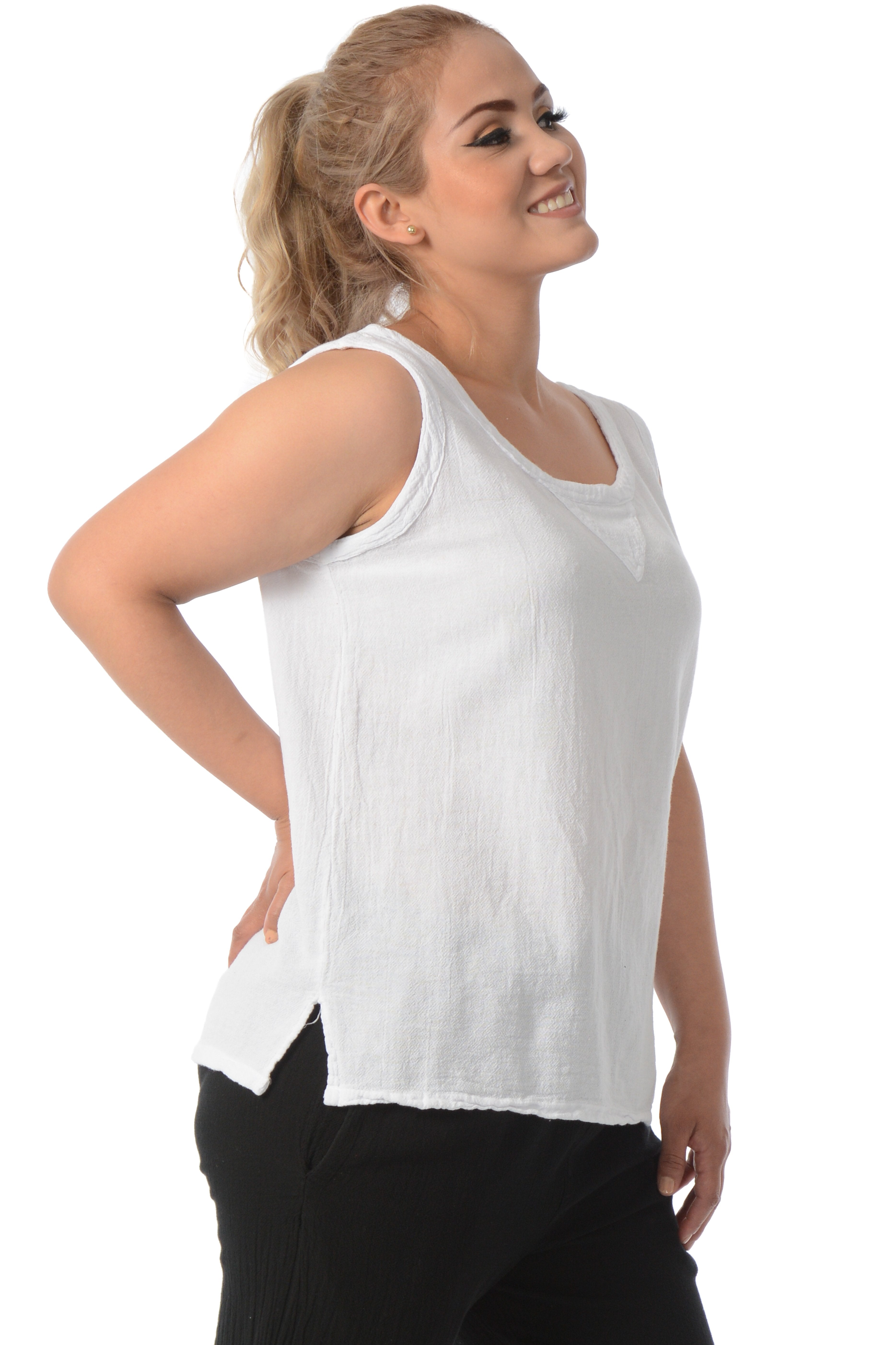 Maria de Guadalajara: Muriel Tank Top in White | KAQE