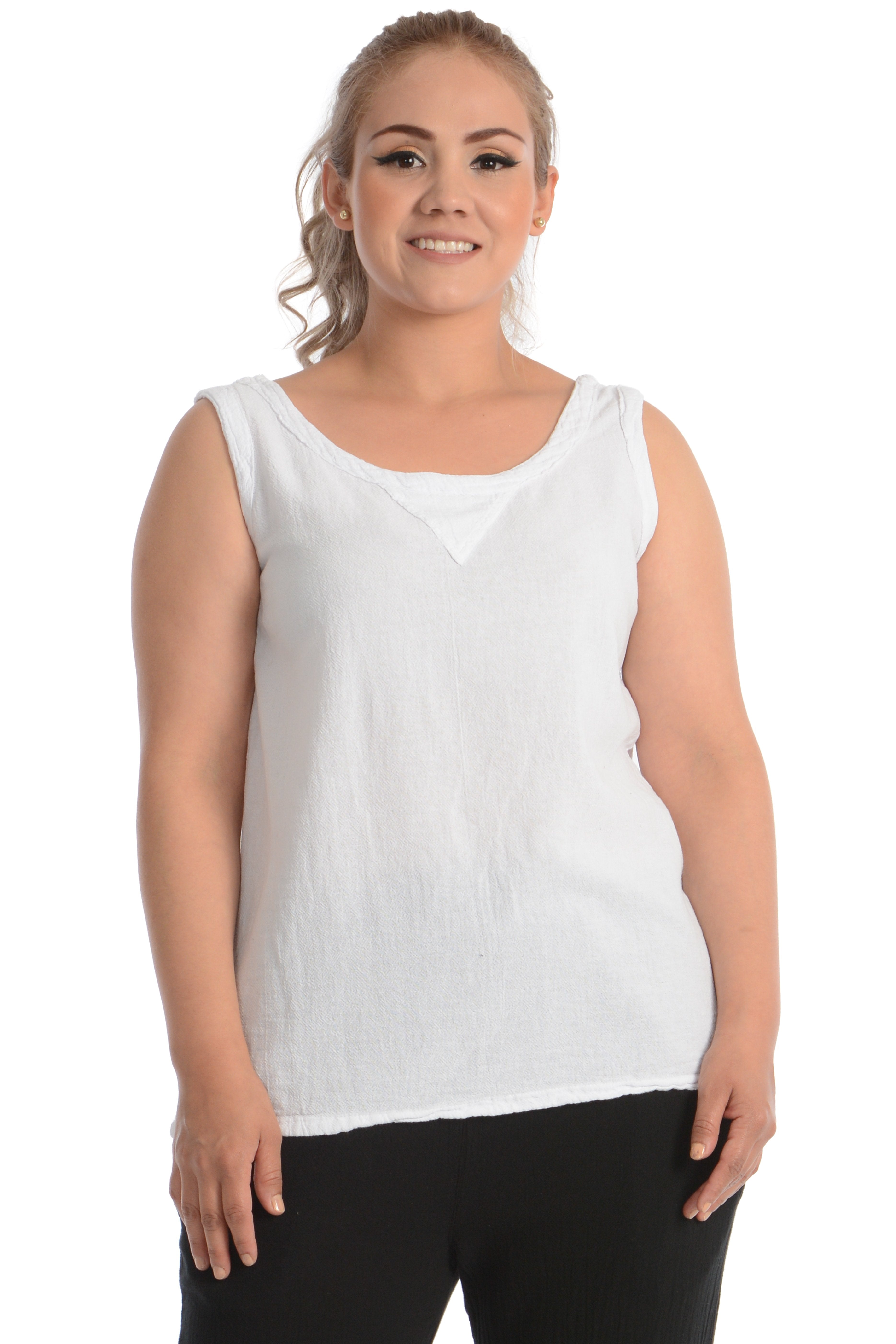 Maria de Guadalajara: Muriel Tank Top in White | KAQE