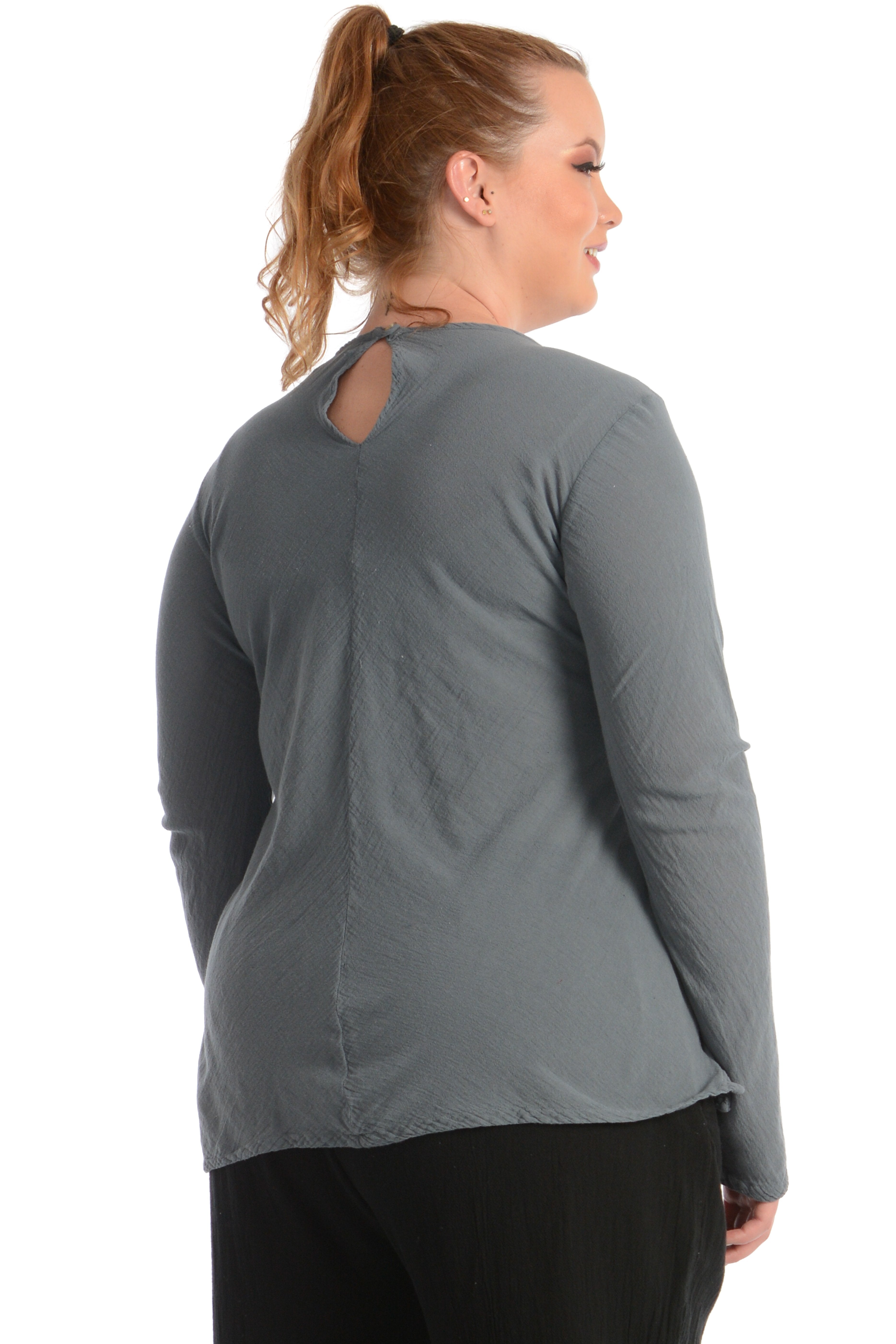 Maria de Guadalajara: Reef Blouse in Gray | KAQE