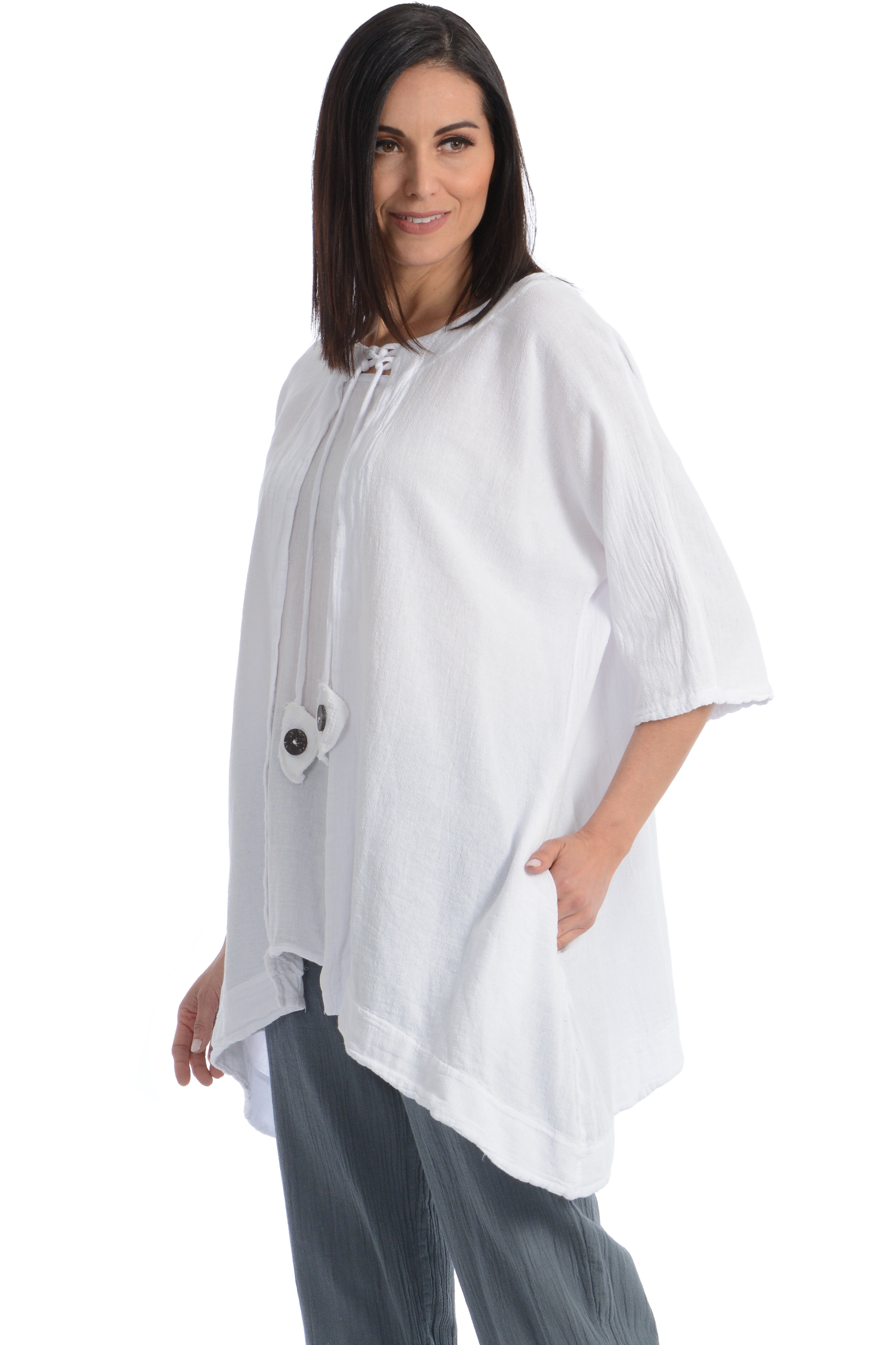 Maria de Guadalajara: Sand Blouse in White | KAQE