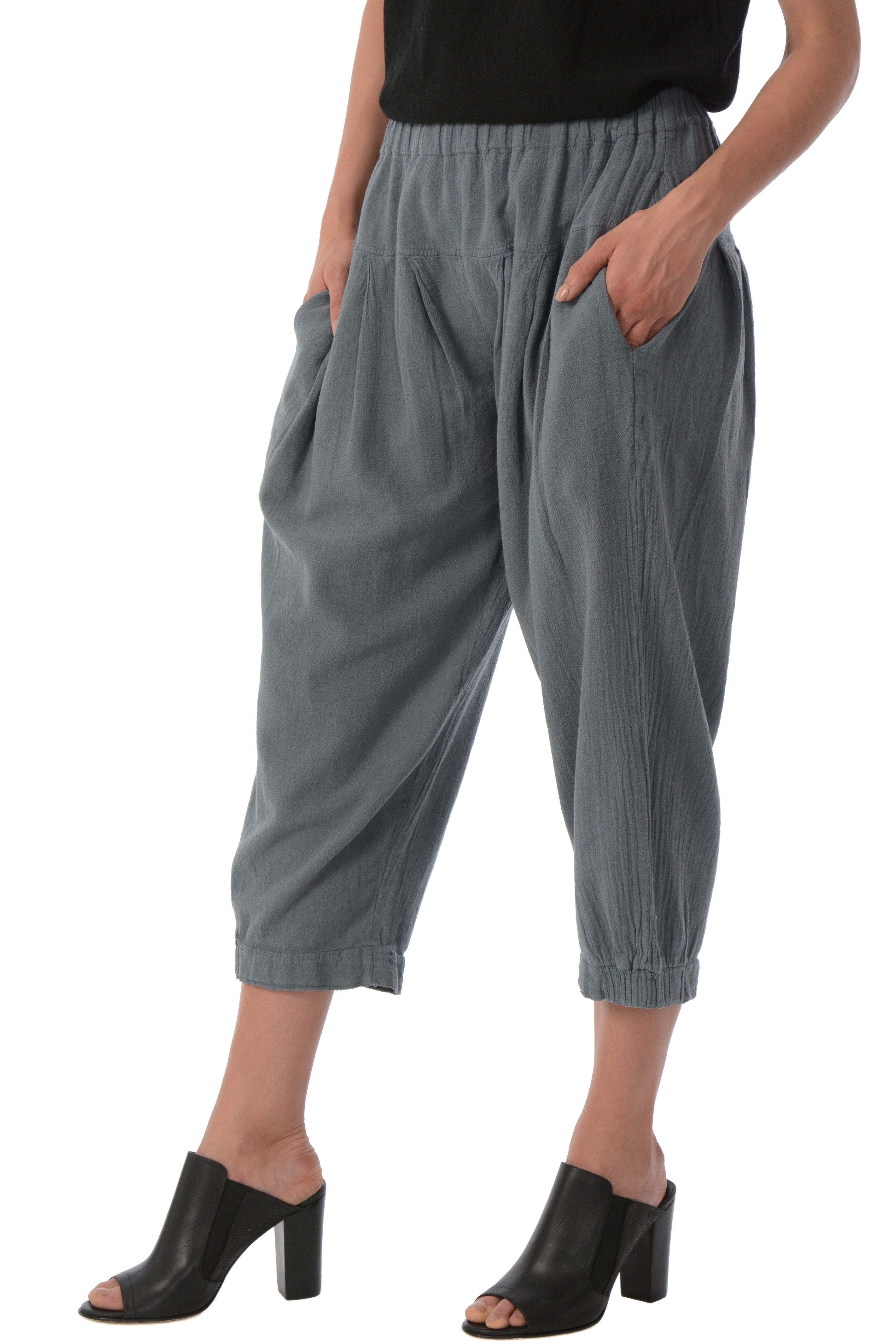 Maria de Guadalajara: Sponge Pants in Gray | KAQE